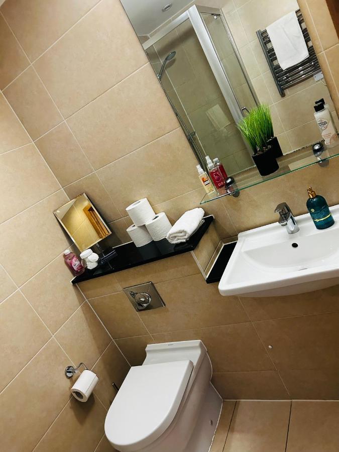 לונדון Spacious 3-Bed 3-Bath Luxury Apartment With Balcony Hyde Park מראה חיצוני תמונה